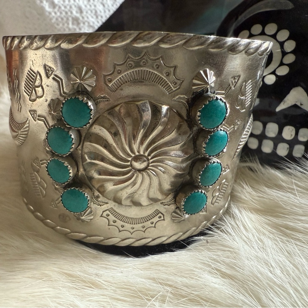 Cuff Bracelet with Turquoise Accents Fred Harvey Era/Bell trading